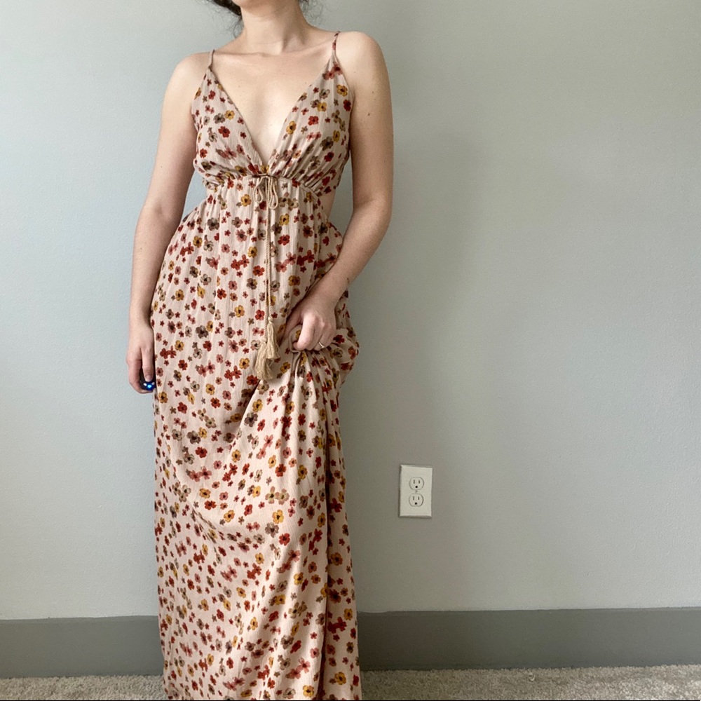 Open Back Floral Maxi Dress